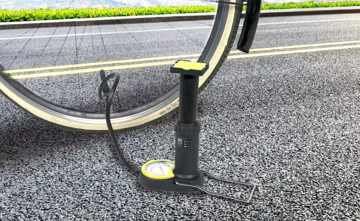Pompka nożna rowerowa z manometrem DUNLOP 10bar