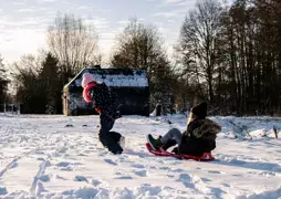 Sanki plastikowe z hamulcami dziecięce RESTART Ufo